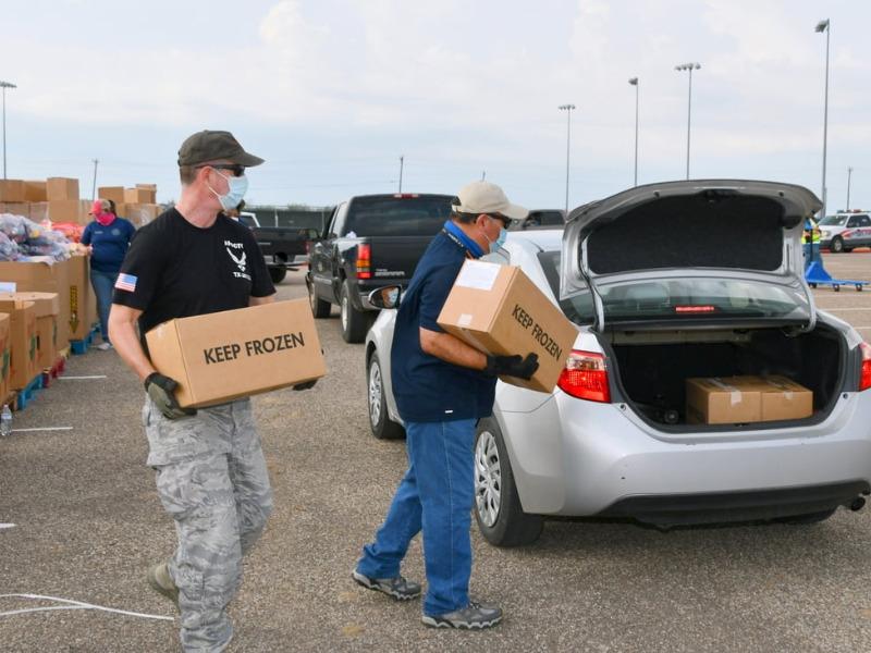 Llegar&aacute; m&aacute;s ayuda alimentaria para familias de Eagle Pass ante la pandemia del COVID-19
