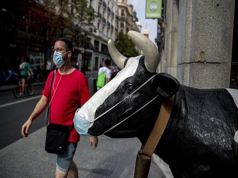 Madrid impone m&aacute;s restricciones ante segunda ola de coronavirus