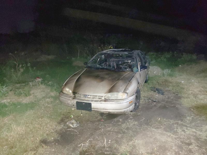 Buscan a quien incendió el vehículo del novio de su expareja en Piedras Negras