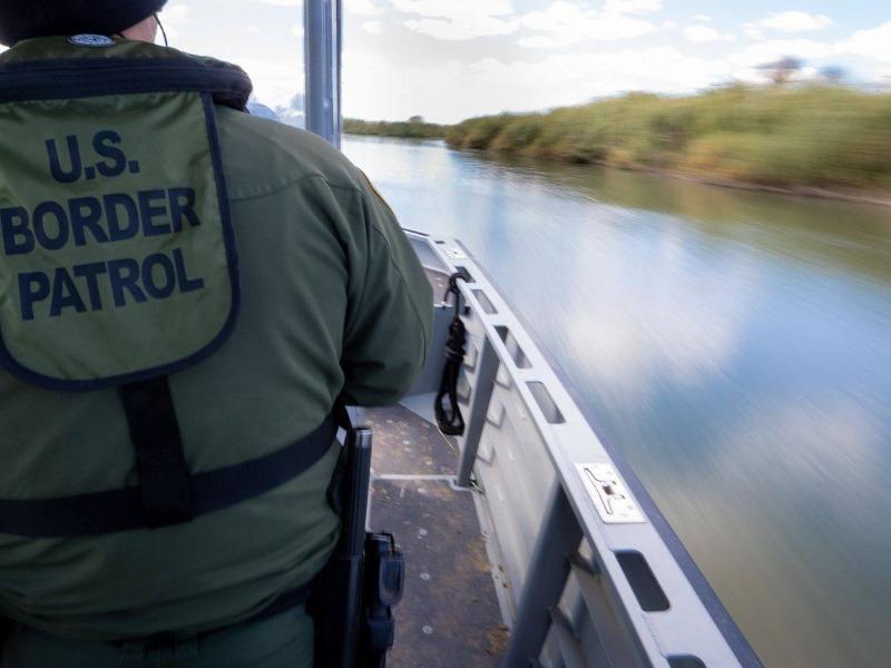 Patrulla Fronteriza rescató a menor indocumentado a punto de ahogarse en el río Bravo