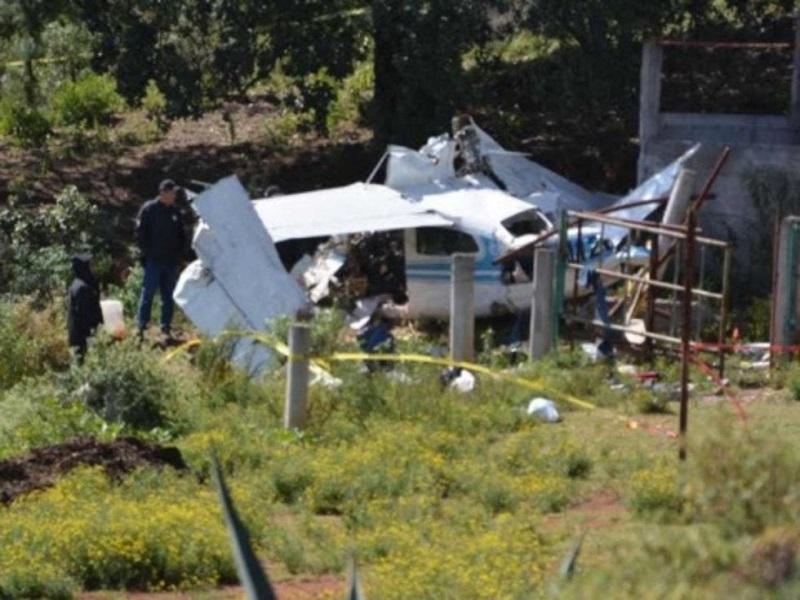 Cae avioneta llena de coca&iacute;na en Quer&eacute;taro, Fuerza A&eacute;rea la acorral&oacute;