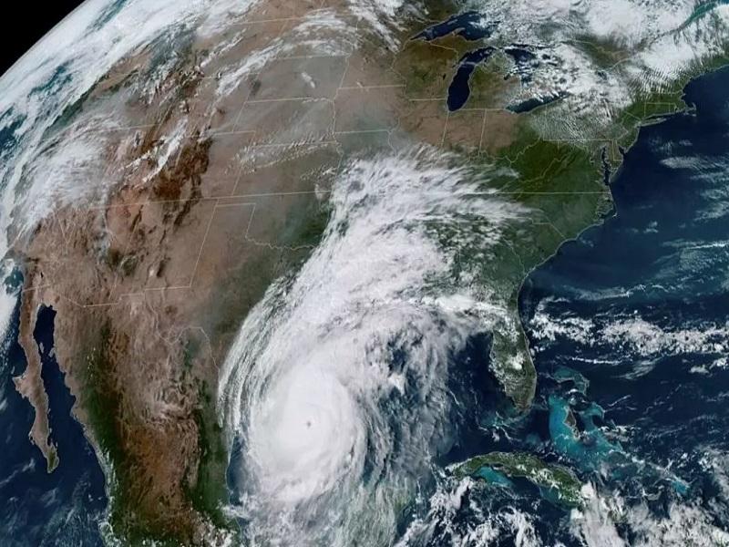 Delta amenaza ahora a Luisiana como huracán categoría 3