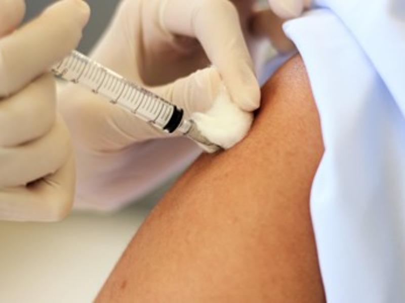 Distrito del Hospital cuenta con suficientes vacunas contra la gripe, piden a la población vacunarse cuanto antes