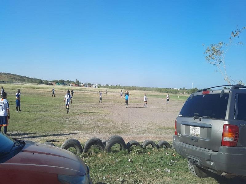 Suspenden partido de f&uacute;tbol en plena pandemia en Piedras Negras