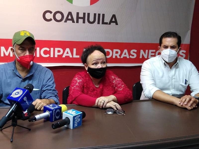 Seré la segunda mujer reelecta en Coahuila, es un honor representar a mi partido en el Congreso: Esperanza Chapa