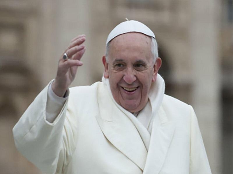 Papa Francisco respalda uniones civiles de parejas del mismo sexo; Son hijos de Dios, asegura