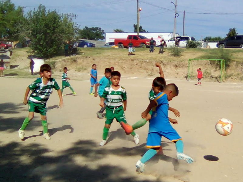 Reanudan actividades deportivas al aire libre en Acuña