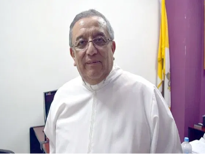 Tener COVID-19 es muy dif&iacute;cil, ciudadanos deben tomar con seriedad la pandemia, pide el padre Renovato