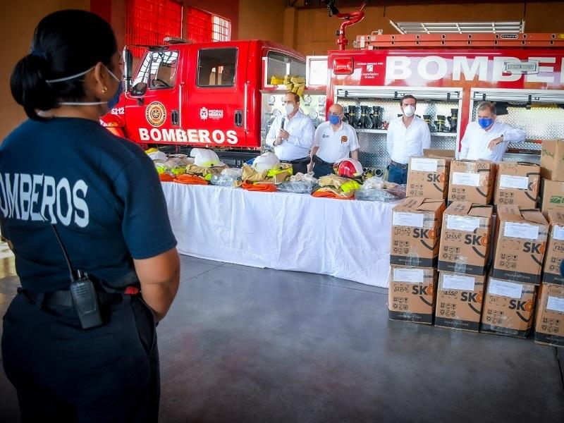 Anuncia CBG aumento salarial para bomberos de Piedras Negras, ser&aacute; equiparable al de los polic&iacute;as municipales