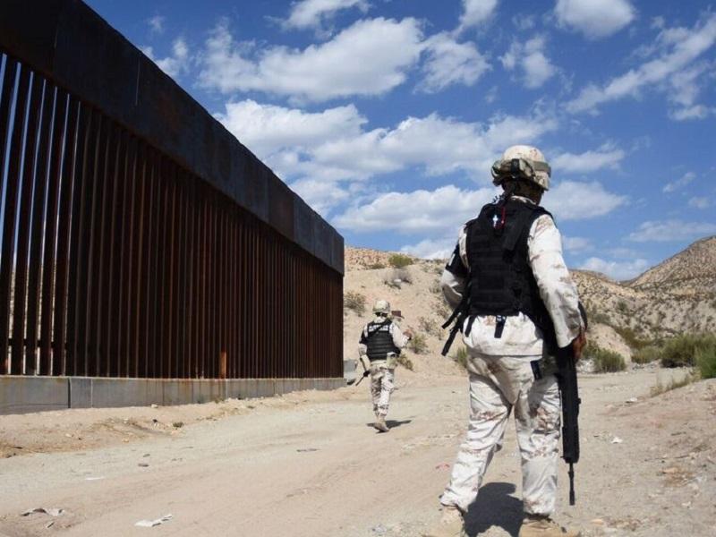 Funcionarios de Trump presumen avances del muro fronterizo a unos d&iacute;as de la elecci&oacute;n presidencial