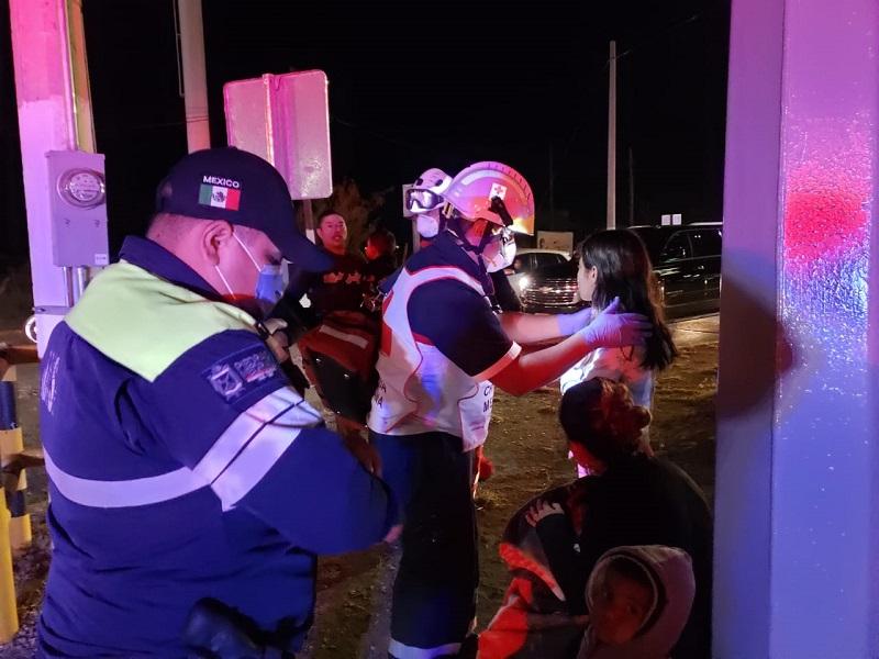 Mujer y tres menores resultaron lesionados tras fuerte choque en Piedras Negras