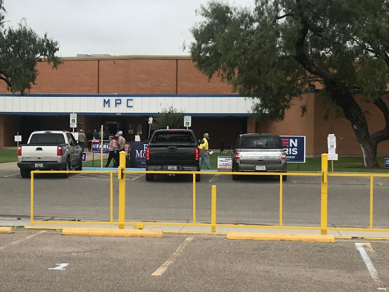 Sin incidentes transcurren las elecciones en Eagle Pass, se espera rebasar los 15 mil votos (video)