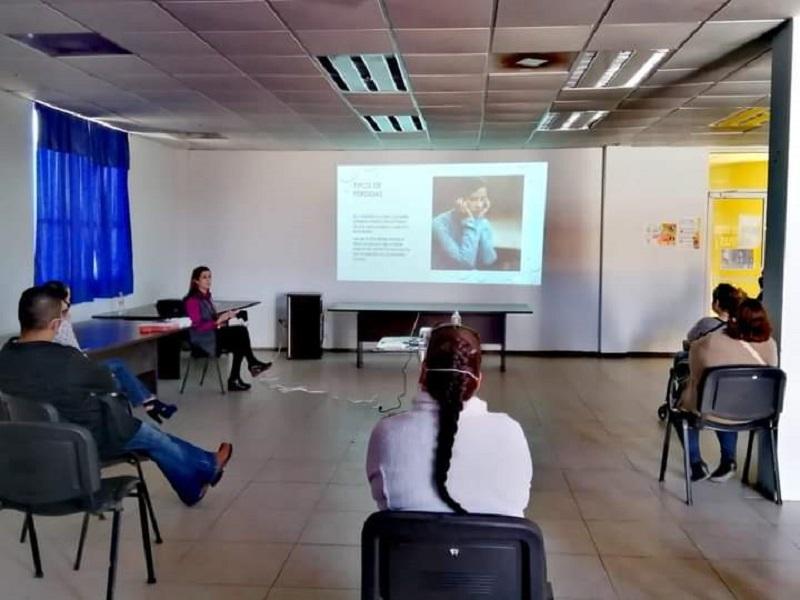 Reanuda el DIF Acu&ntilde;a programa de apoyo a personas en depresi&oacute;n y duelo