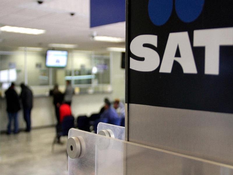 Ni muerto te salvar&aacute;s del SAT, cobra deudas a fallecidos