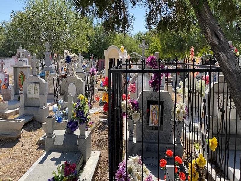 Es baja la afluencia de visitantes tras reapertura de panteones en Piedras Negras (video)