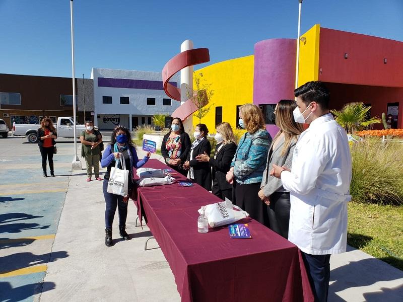 Premia el DIF a ganadores de los concursos virtuales de altar de muertos, catrinas y calaveritas literarias