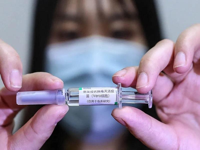 Brasil suspende ensayos de vacuna china contra el coronavirus tras evento adverso grave