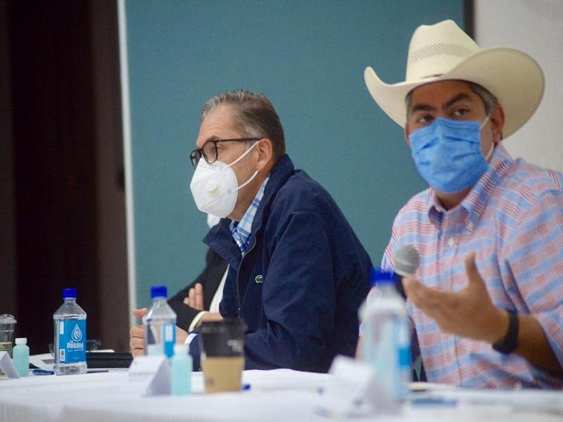 Reducir&aacute;n aforo en restaurantes y fiestas privadas en la regi&oacute;n centro para frenar contagios de coronavirus