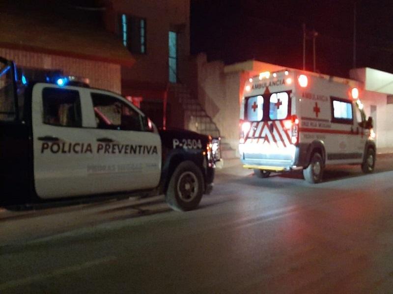 Ri&ntilde;a entre vecinos deja un hombre lesionado con arma blanca