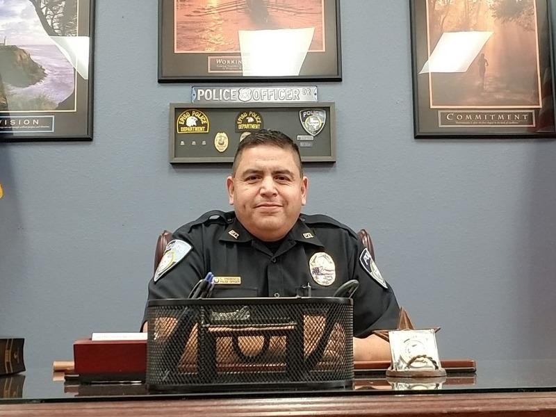Nombran a Cristino Inocencio como jefe de la Policía Escolar en Eagle Pass