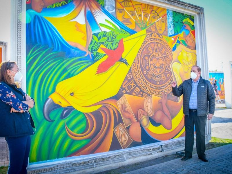 Restauran 36 murales emblemáticos en la Plaza de las Culturas de Piedras Negras