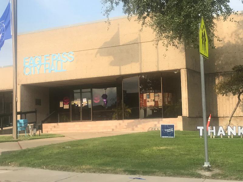 Descartan recortes de personal en City Hall de Eagle Pass debido a la pandemia (video)