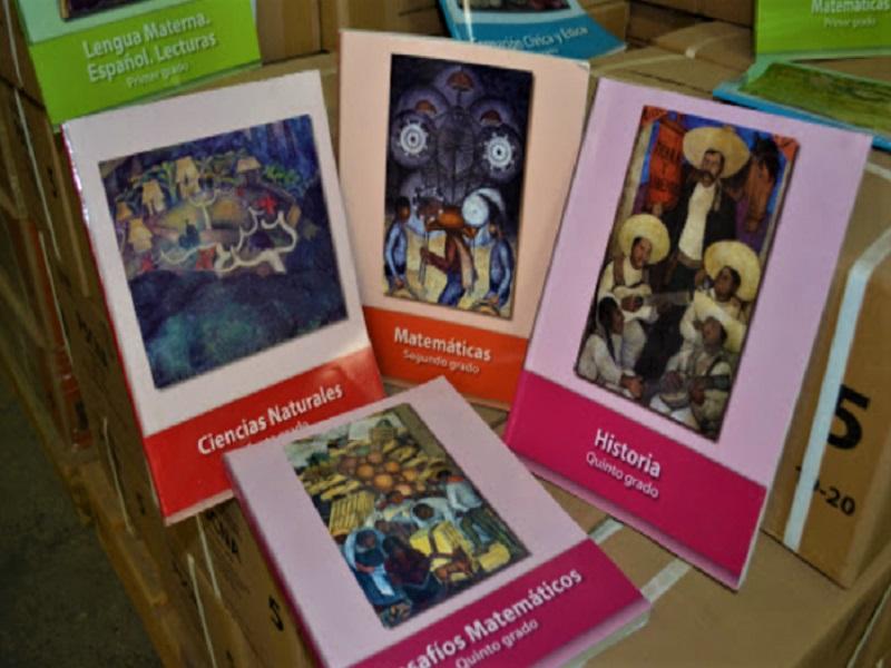 Sigue entrega de libros faltantes de primaria y secundaria a tres meses de iniciado el ciclo escolar (video)