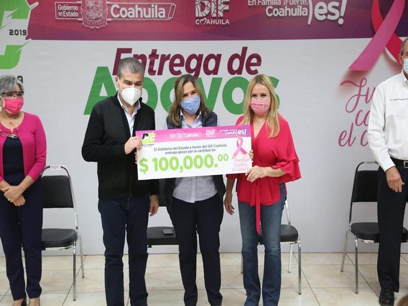 Gobierno estatal y DIF Coahuila entregaron apoyos para fortalecer la lucha contra el cáncer