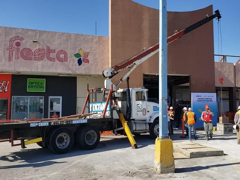 El 13 de mayo abrir&aacute; sus puertas Walmart Fuentes en Piedras Negras, coloca gobernador la primera piedra