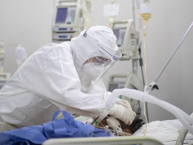 Registra EU record de 100 mil hospitalizados por COVID-19, casi el doble que en la primera ola