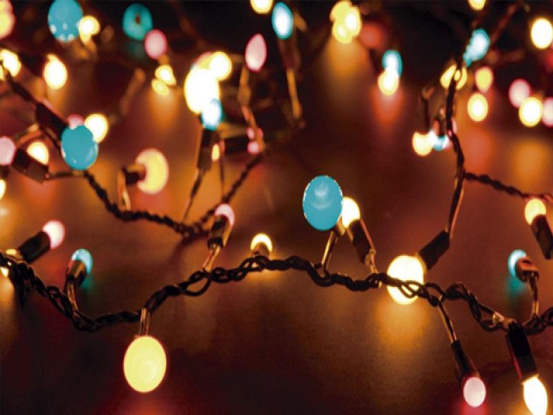 Llama Bomberos a revisar extensiones de luces navide&ntilde;as para evitar incendios