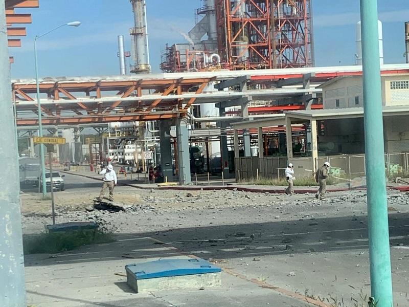 Al menos 5 lesionados dejaron explosiones en refinería de Cadereyta, Nuevo León 
