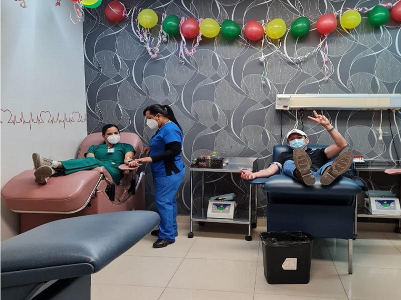 Participaron quince donadores altruistas en campa&ntilde;a del Banco de Sangre (VIDEO)