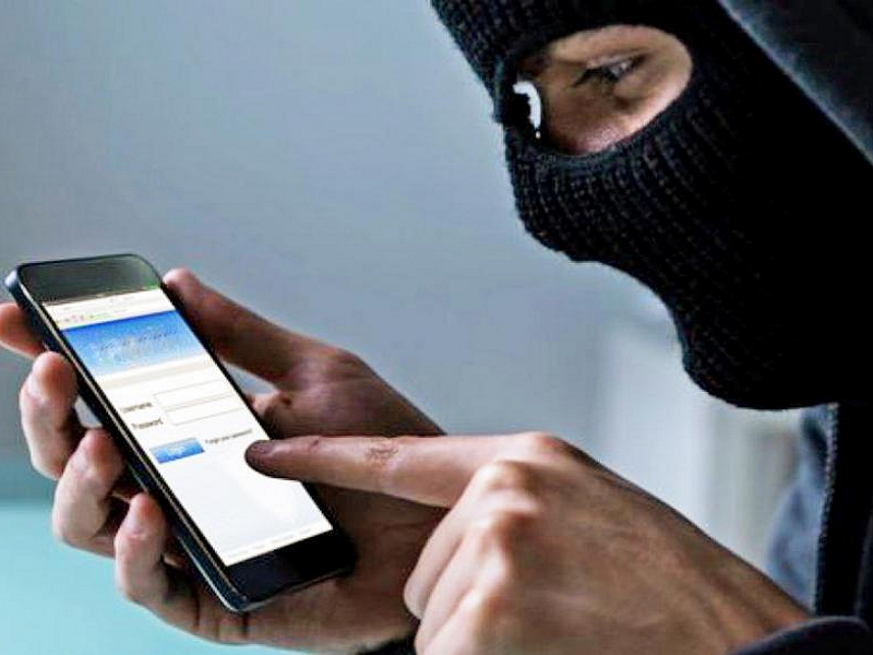 Negocias con nosotros o te cierro el negocio, amenaza extorsionador a empresario