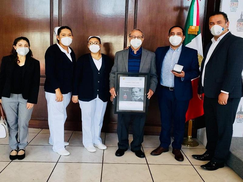 Condecoración a personal de salud Coahuila es un reconocimiento a la valentía y profesionalismo