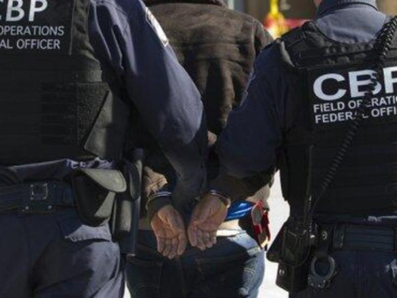 Arrestaron en el Puente Dos de Eagle Pass a sexagenario buscado en Fort Worth por abuso sexual