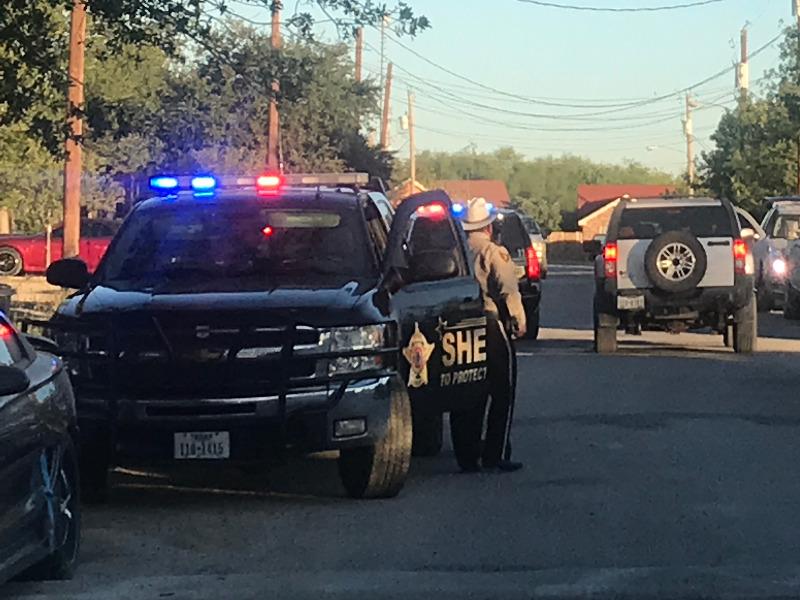 Rescatan a mujer retenida a la fuerza en un domicilio de Eagle Pass, hay un detenido sospechoso de COVID-19