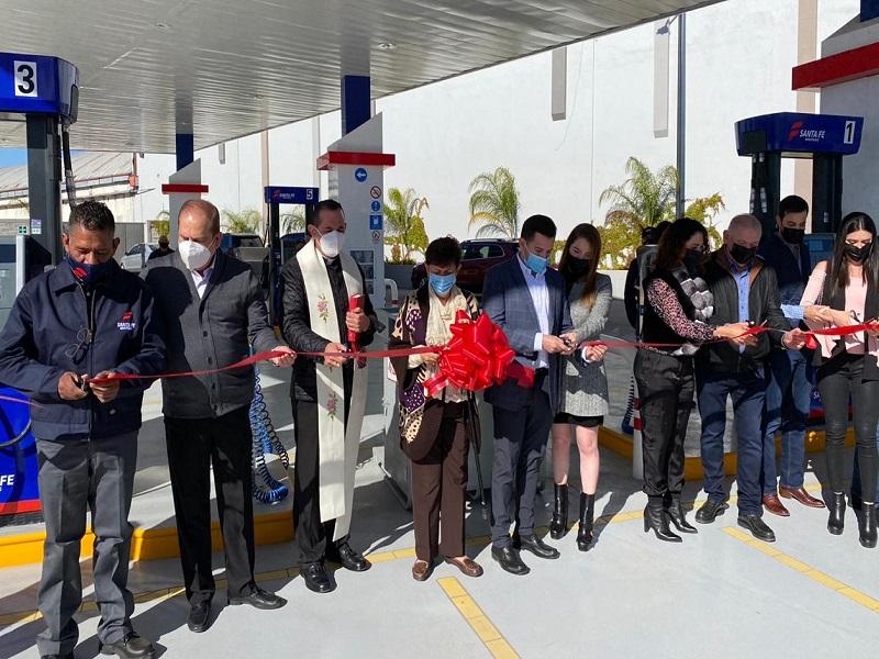 Inaugura grupo Santa Fe una nueva gasolinera en Piedras Negras