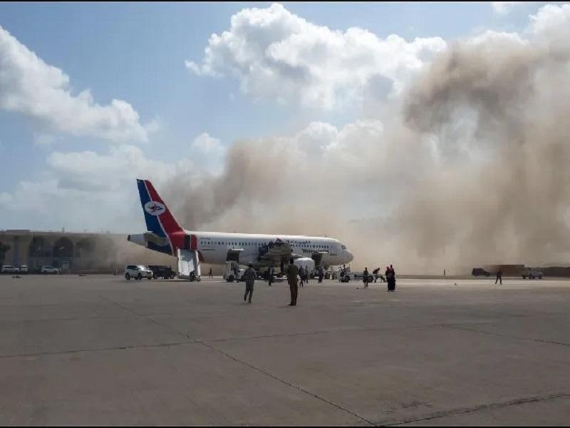 Al menos 16 muertos y medio centenar de heridos por explosiones en aeropuerto de Yemen