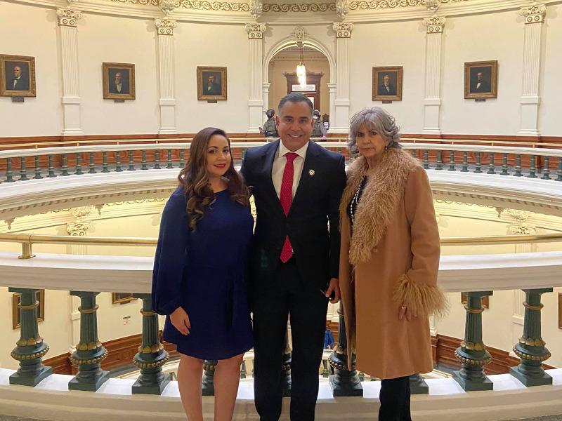 Heriberto Morales tom&oacute; posesi&oacute;n al cargo de representante estatal por el Distrito 74