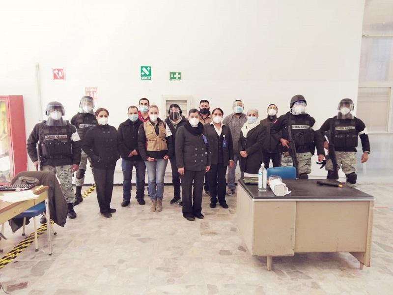 Participan servidores de la naci&oacute;n en vacunaci&oacute;n a personal de salud en hospitales IRAG de Coahuila
