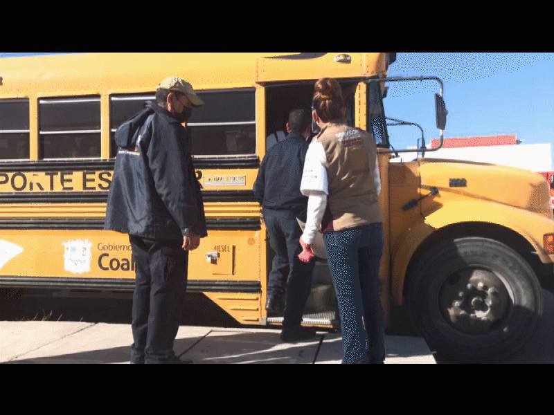 Dan instrucciones a seguir antes y despu&eacute;s de la vacunaci&oacute;n por Covid-19 a bomberos y param&eacute;dicos