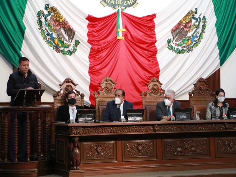 Exhiben en el Congreso al diputado Francisco Javier Cort&eacute;s que se vacun&oacute; contra el Covid-19 en el ISSSTE de Piedras Negras