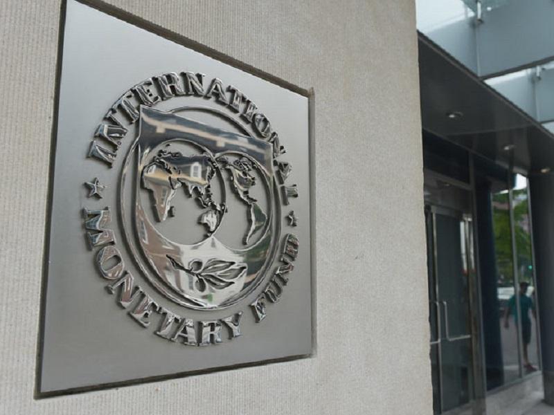 FMI mejora perspectivas para México; PIB crecerá 4.3% en 2021