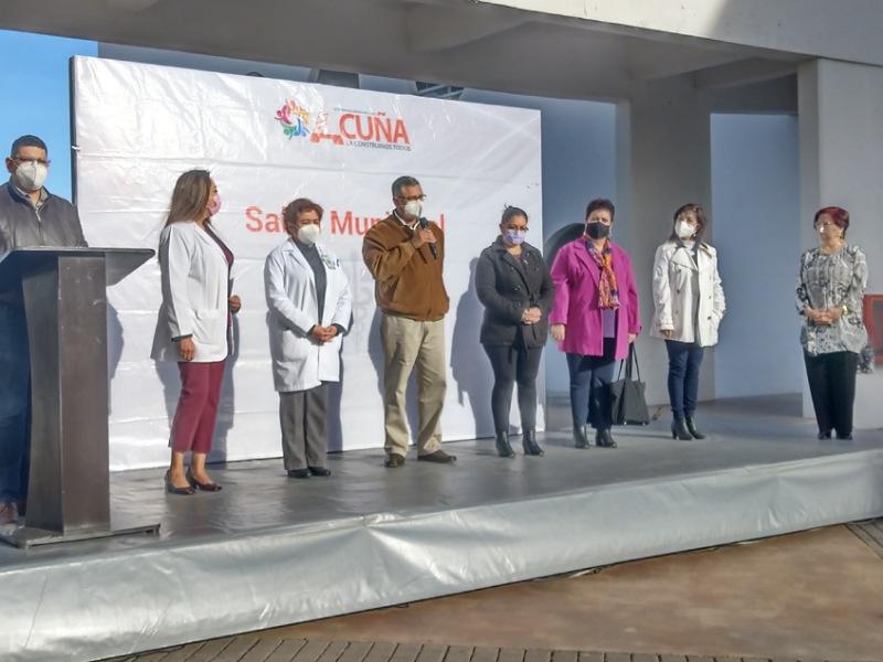 Aplican más de mil 500 vacunas anti influenza en Feria de la Salud en Acuña