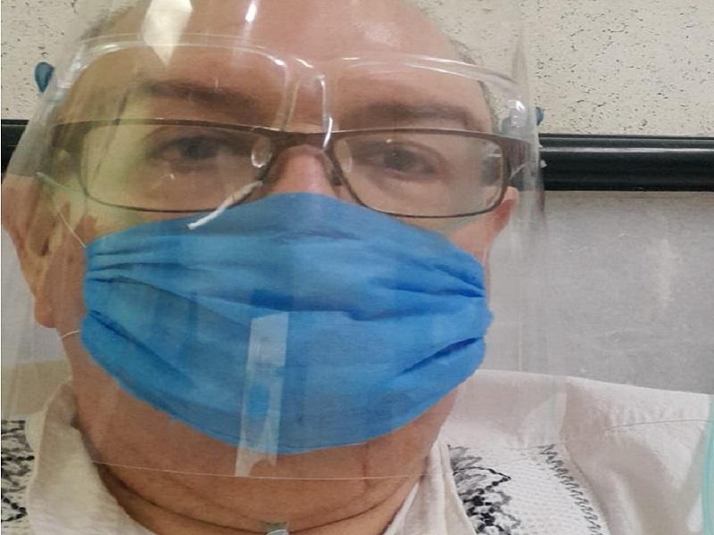 Intuban al subdelegado del IMSS en la regi&oacute;n norte, Roberto Longinos Reyes, por complicaciones de Covid-19