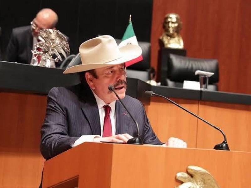 Agradece Armando Guadiana c&aacute;lida despedida en el Senado de la Rep&uacute;blica