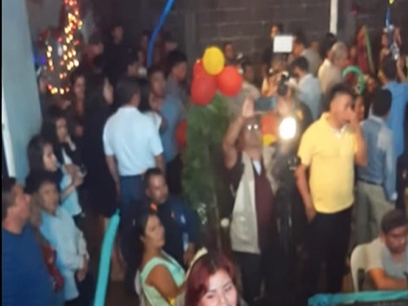 Primero un baile y despu&eacute;s cientos de contagios de COVID-19 en pueblo de Oaxaca, van 12 muertos