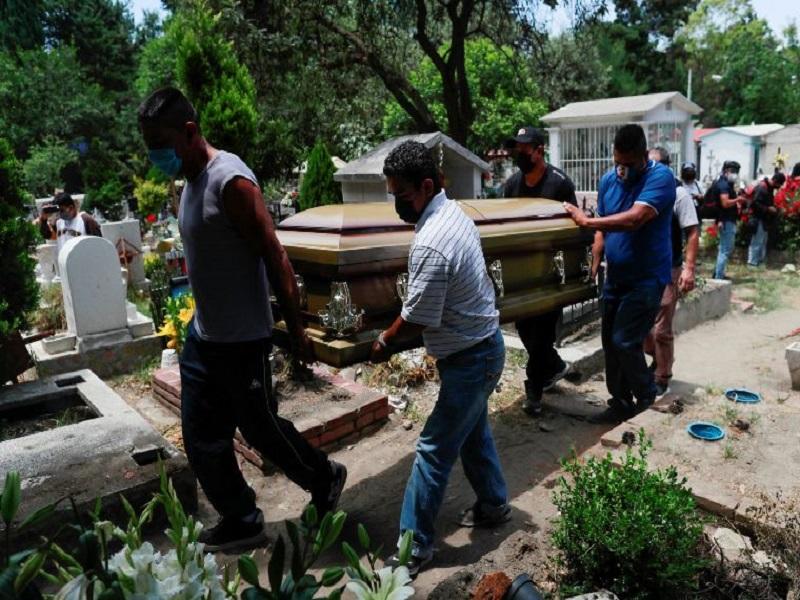 M&eacute;xico acumula 169 mil 760 muertes por COVID-19