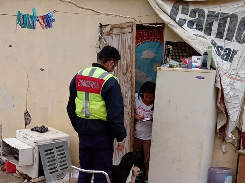 Familias rechazan albergues pese a bajas temperaturas en Acu&ntilde;a